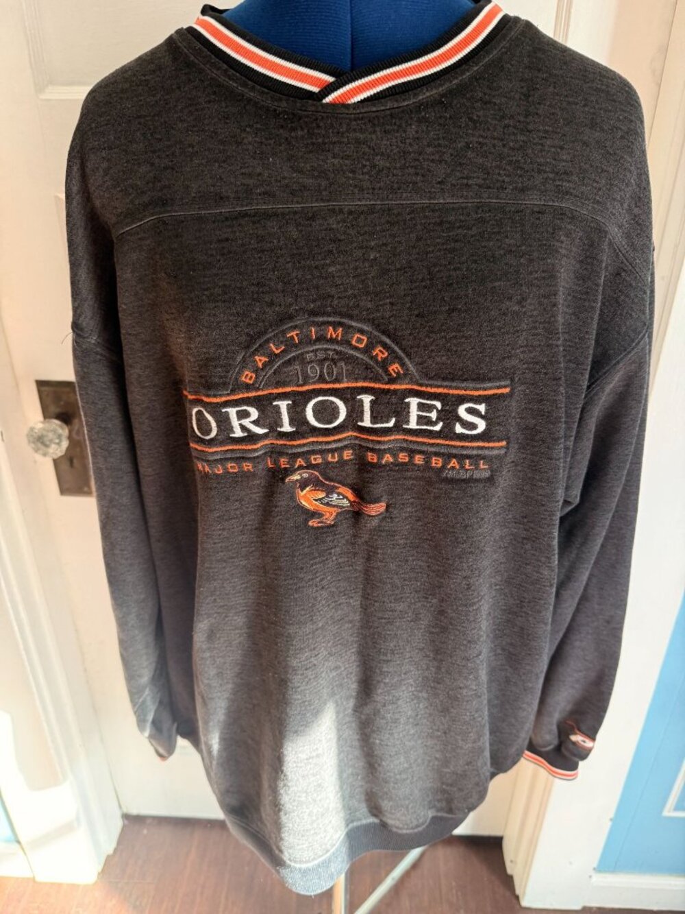 VTG 90s Baltimore Orioles MLB Pro Player Gray, Black, Orange Embroidered Team Lo